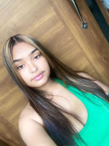 Arisleidy, 20  female escort, Harrisburg