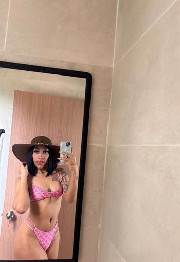 Candy, 24  female escort, Harrisburg