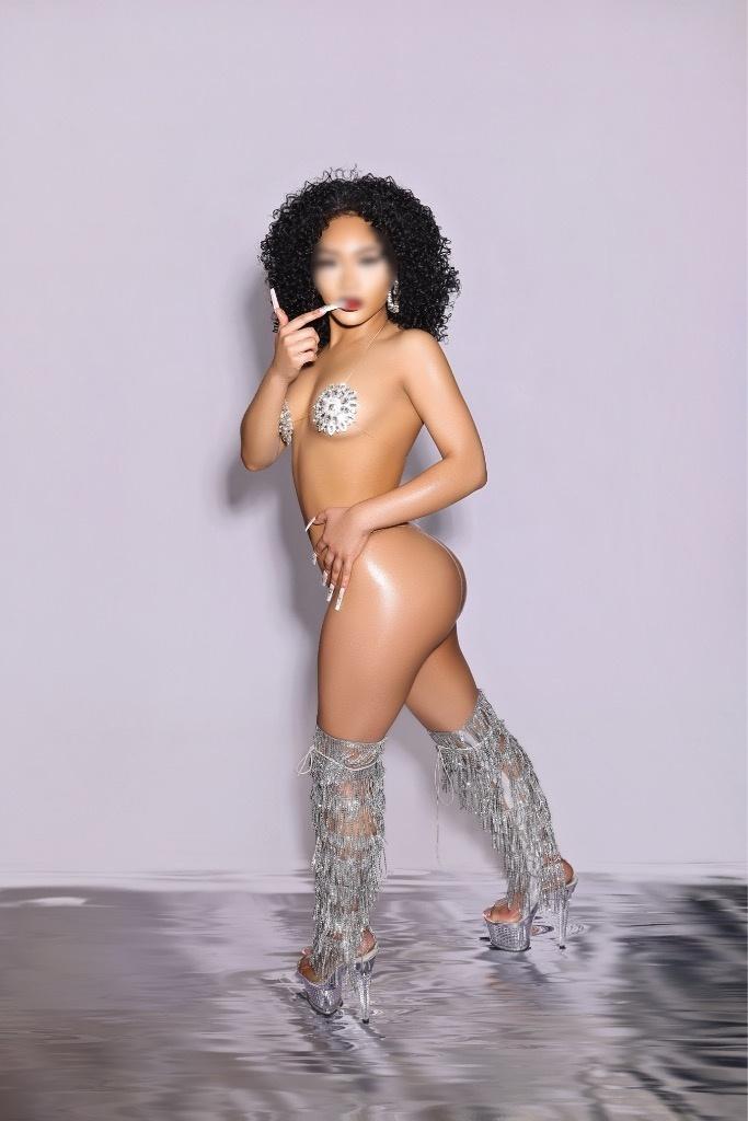 escort photo 5